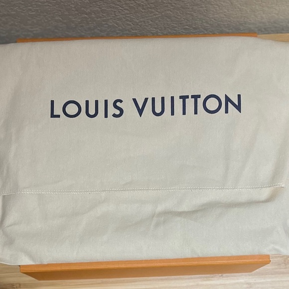 SOLD Louis Vuitton Game On Paname Set - Picture 6 of 7